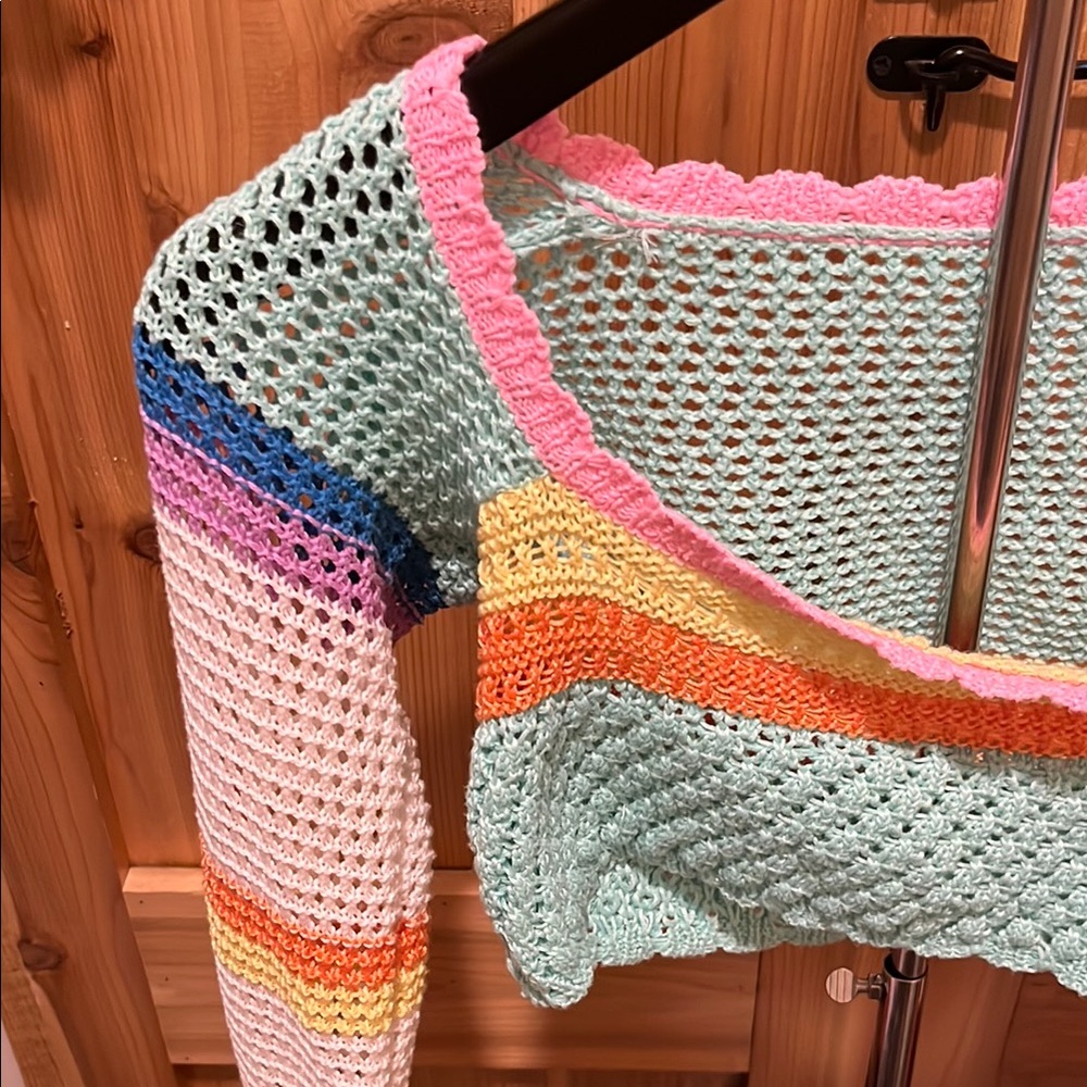 Multicolor Striped Knit Mesh Crop Top - Picture 4 of 9